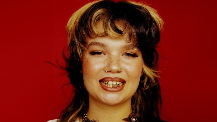 Lola Young